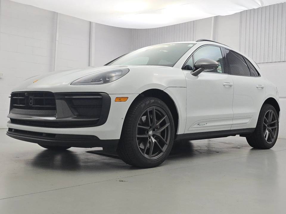 2023 Porsche Macan