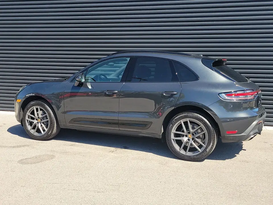 2025 Porsche Macan Base - Photo 23