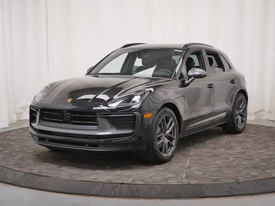 2026 Porsche Macan