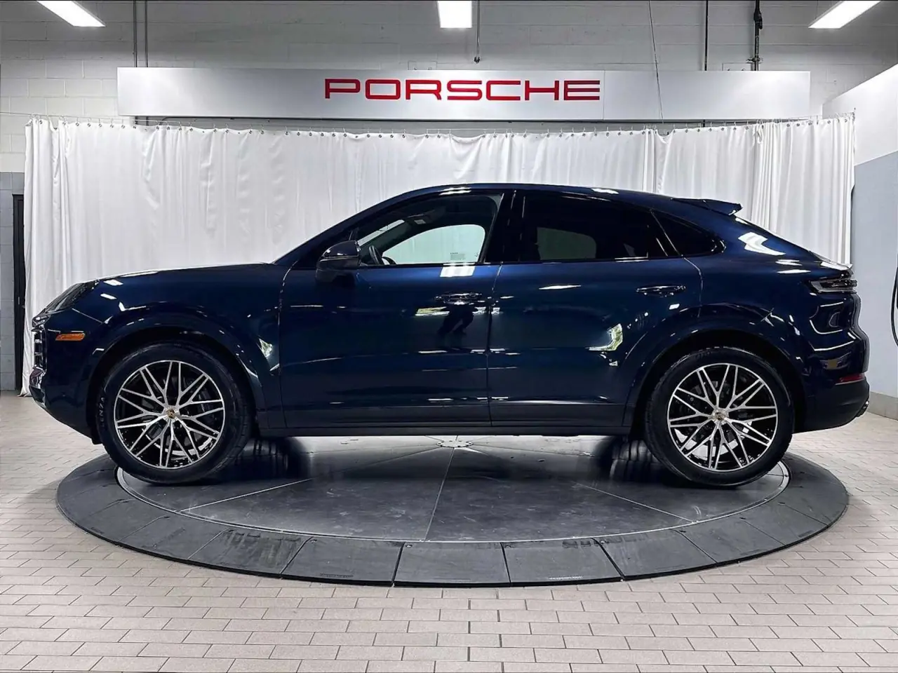 2026 Porsche Cayenne Coupe Base - Photo 16