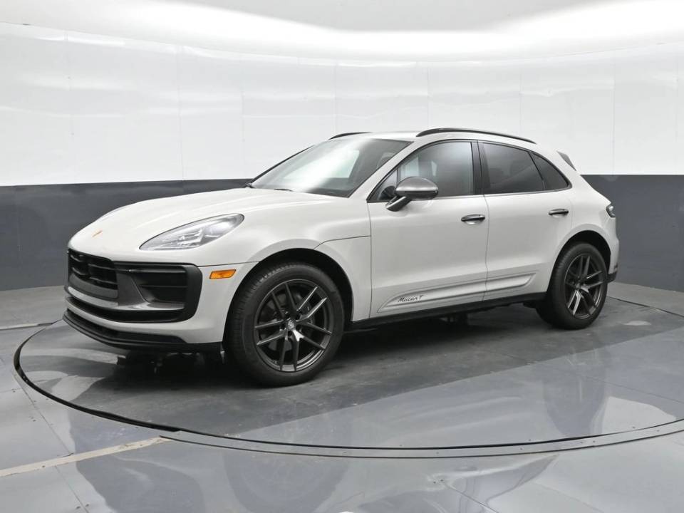 2023 Porsche Macan