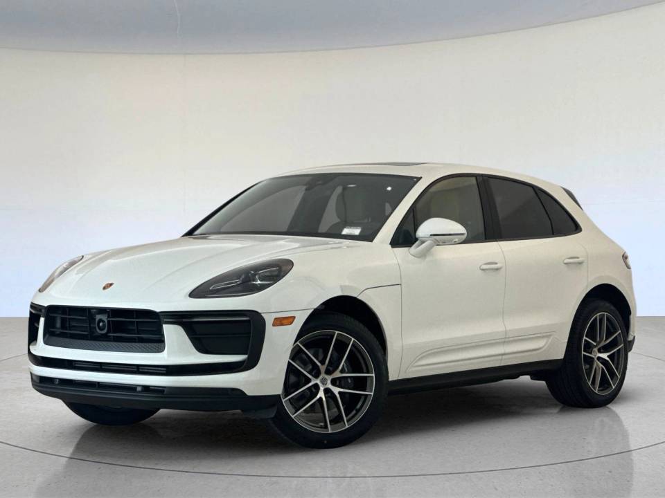 2026 Porsche Macan Base