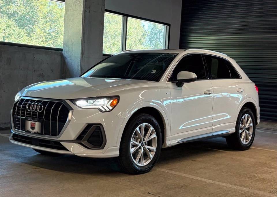 2022 Audi Q3
