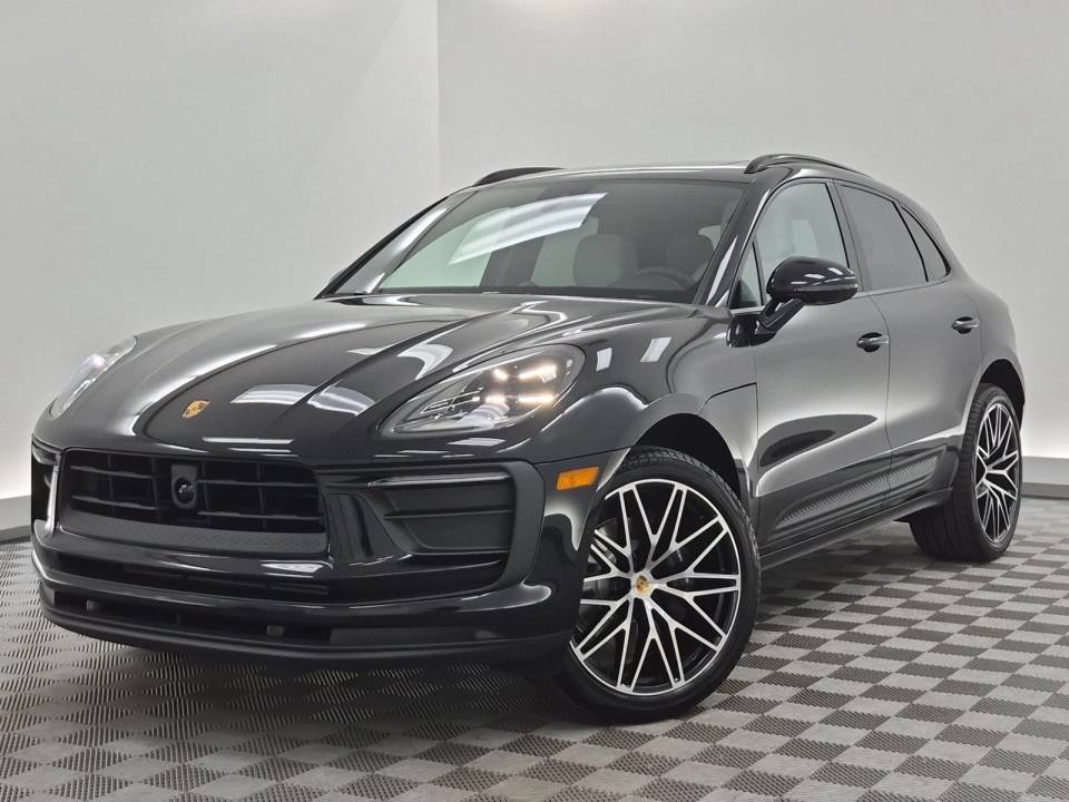 2026 Porsche Macan