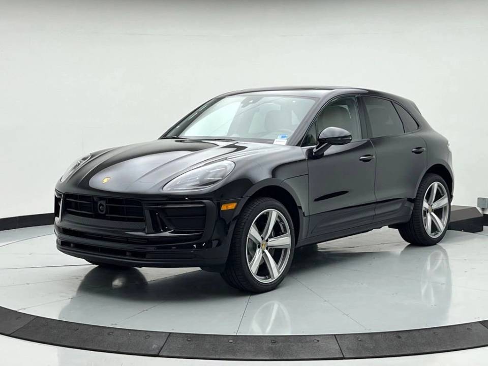 2026 Porsche Macan