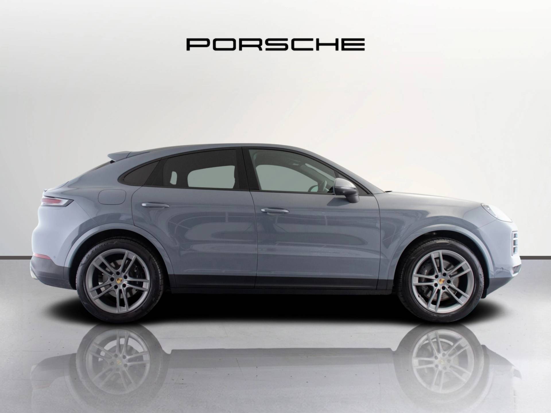 Cayenne E-Hybrid Coupé, photo 2 of 50