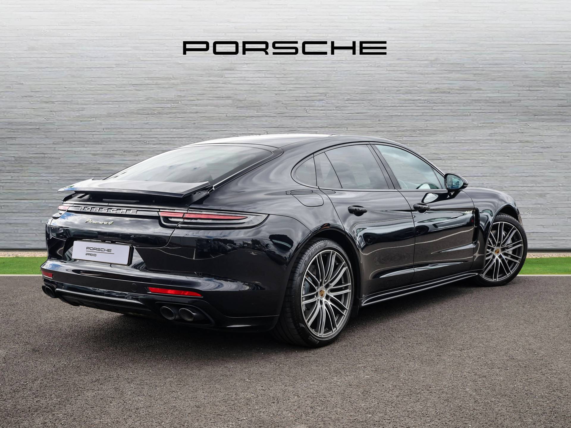 Panamera 4 E-Hybrid, photo 2 of 35