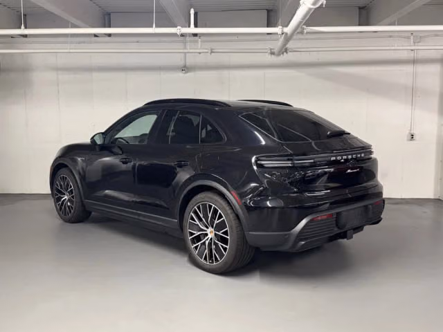 Used 2026 Porsche Macan Base with VIN WP1AA2XA6TL000899 for sale in Burlington, MA