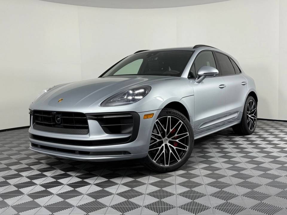 2026 Porsche Macan
