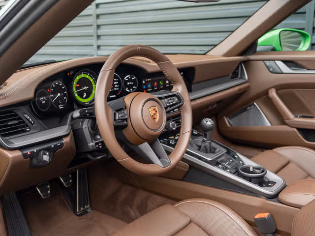 2024 Porsche 911 - Photo 26
