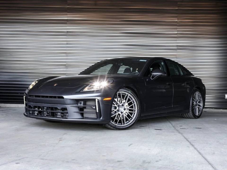 2026 Porsche Panamera