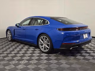 2025 Porsche Panamera Base - Photo 17