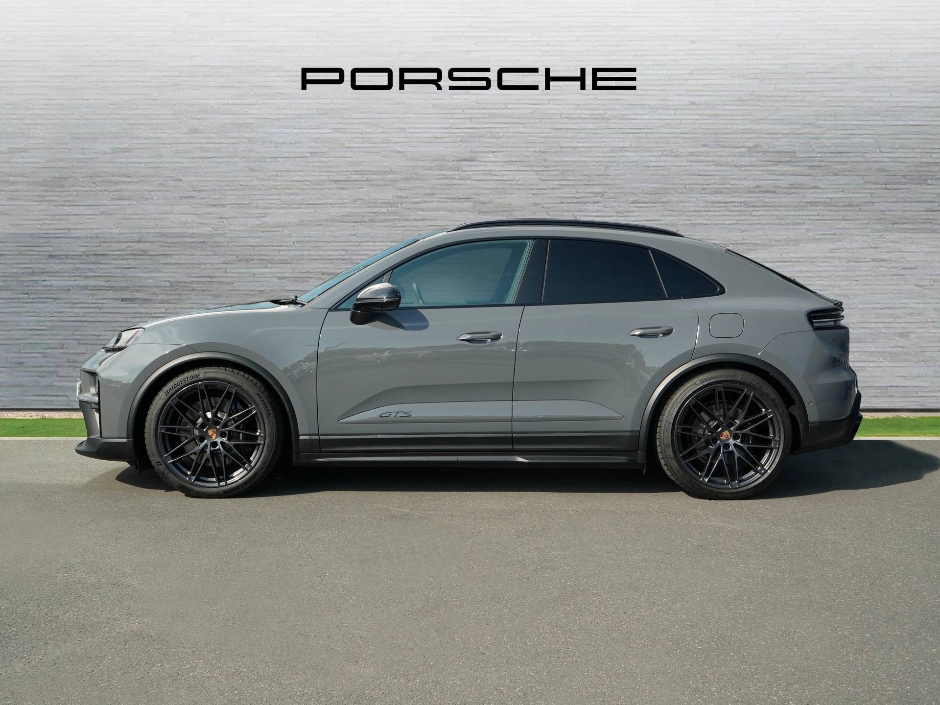 Macan GTS, photo 2 of 35