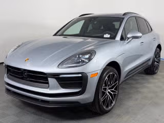 2026 Porsche Macan -'s photo