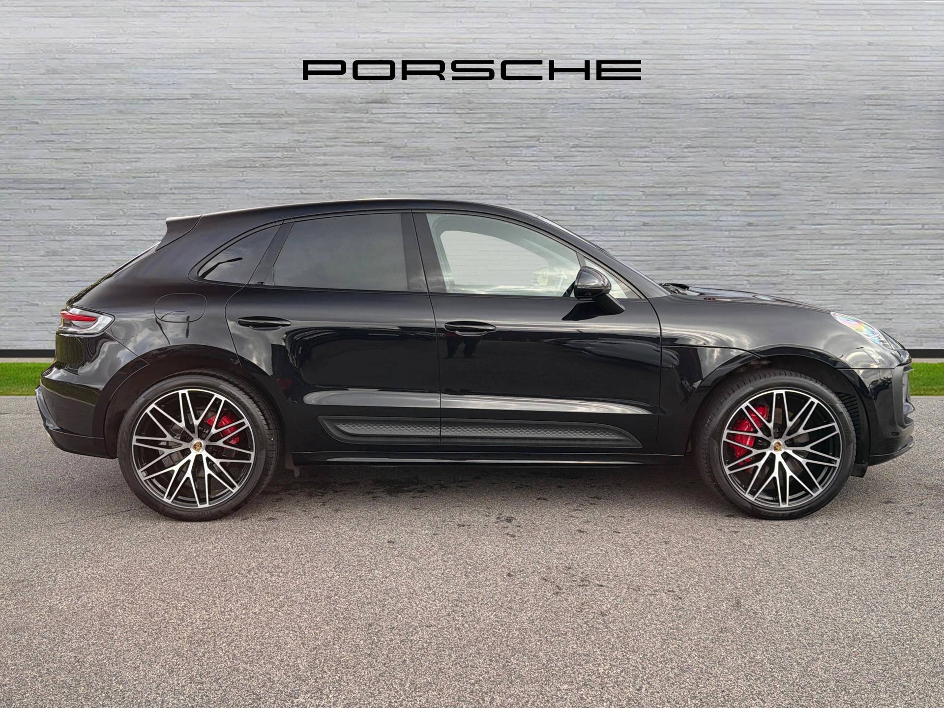 Macan S, photo 2 of 43