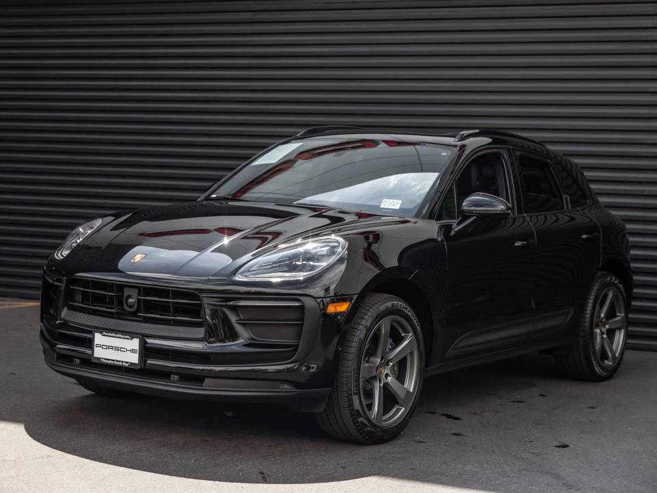 2023 Porsche Macan