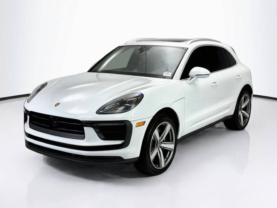 2026 Porsche Macan