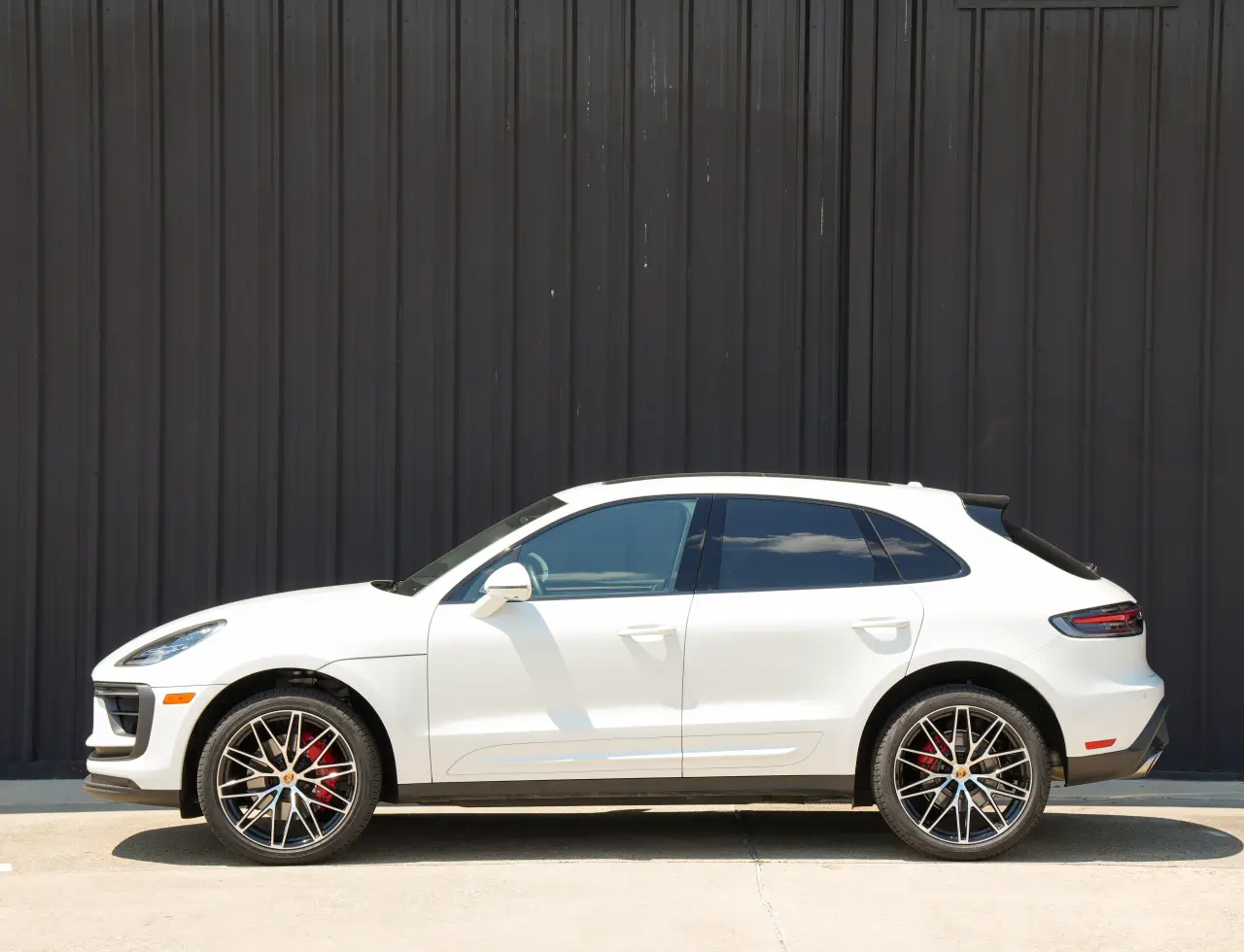 2026 Porsche Macan S - Photo 16