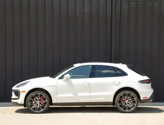 2026 Porsche Macan S - Photo 13