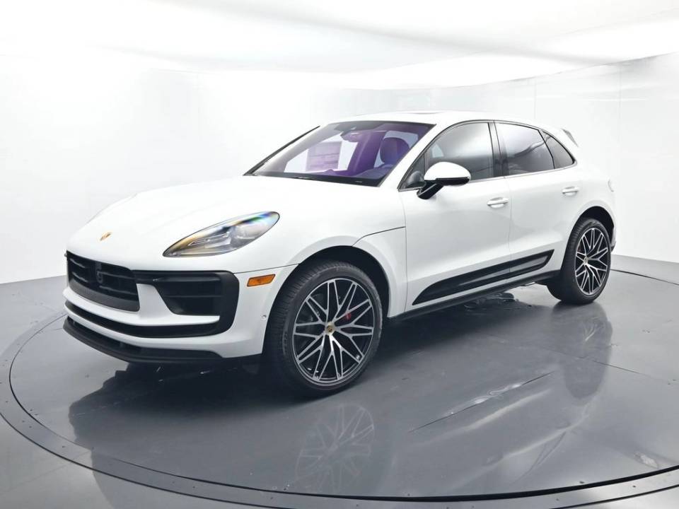 2026 Porsche Macan