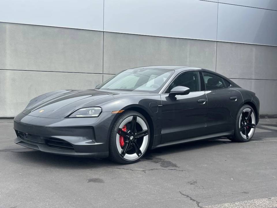 2025 Porsche Taycan 4S
