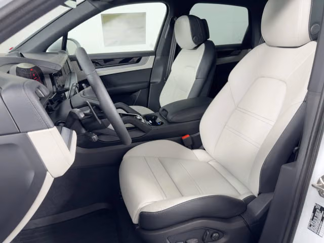 2026 Porsche Cayenne E-Hybrid - Photo 34