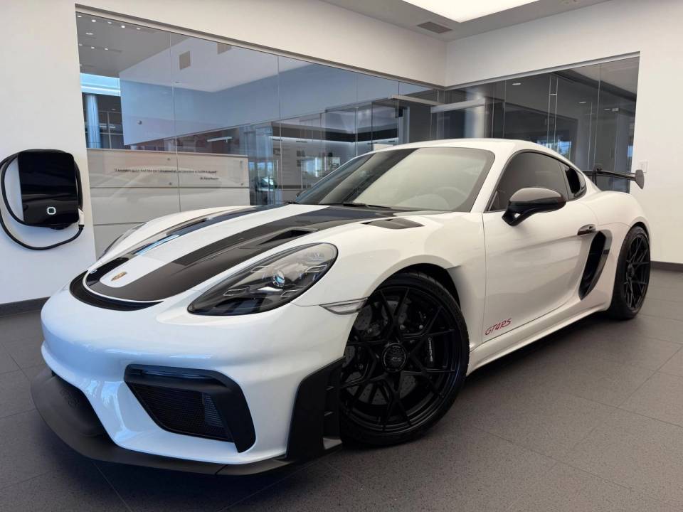 2025 Porsche 718