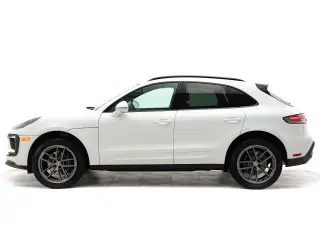 2025 Porsche Macan - Photo 13