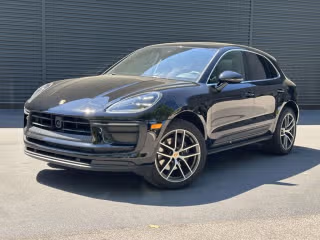 2026 Porsche Macan's photo