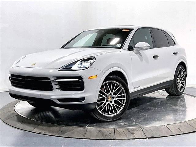 2023 Porsche Cayenne Base
