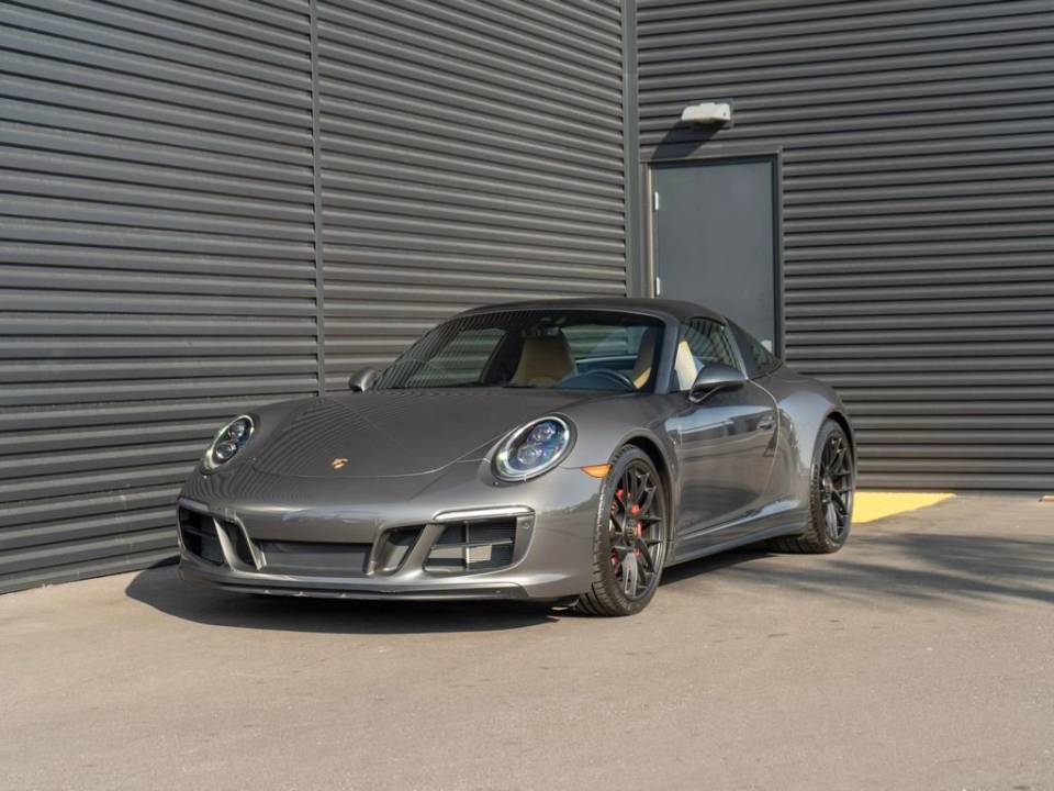 2017 Porsche 911 Targa GTS