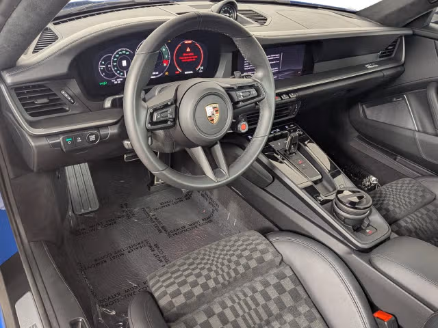 2026 Porsche 911 S - Photo 26