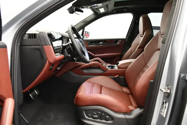 2026 Porsche Cayenne GTS - Photo 38