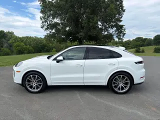2025 Porsche Cayenne Coup Base - Photo 13
