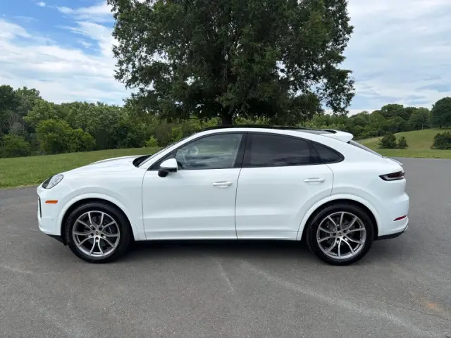 2025 Porsche Cayenne Coup Base - Photo 14