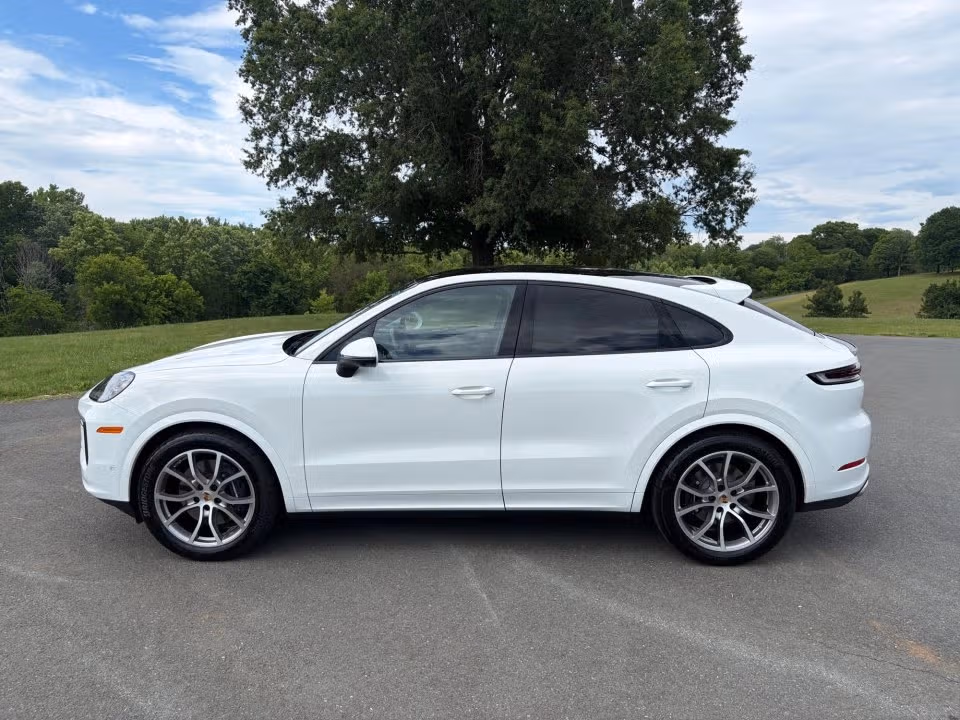 2025 Porsche Cayenne Coup Base - Photo 11
