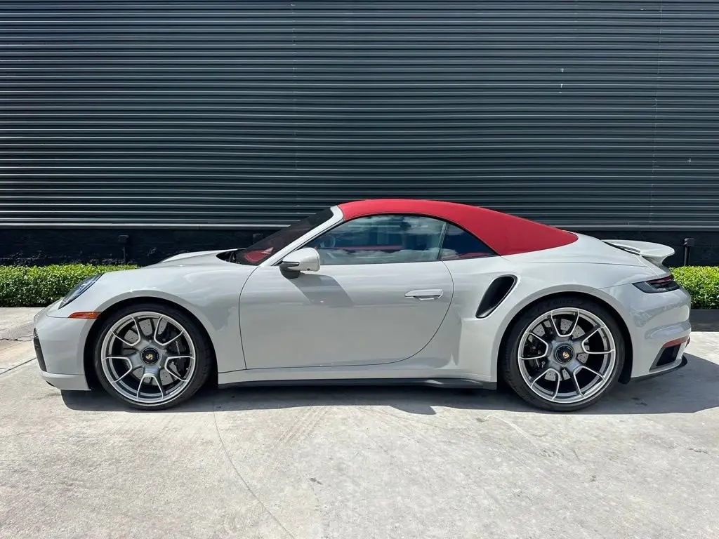 2021 Porsche 911 Turbo S - Photo 16
