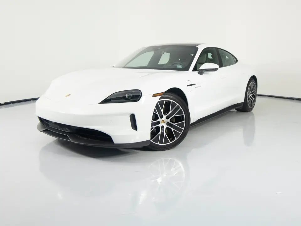 2025 Porsche Taycan 7