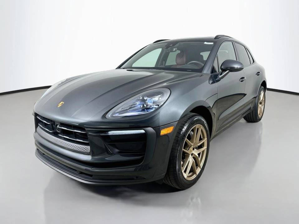 2026 Porsche Macan