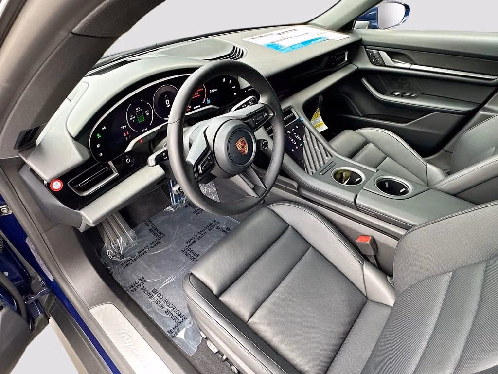 2026 Porsche Taycan Base - Photo 28