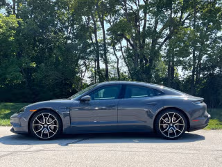 2025 Porsche Taycan Base - Photo 9