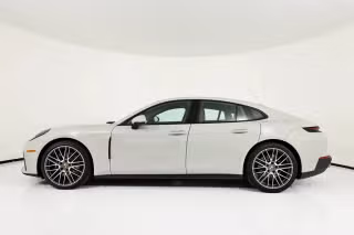 2026 Porsche Panamera Base - Photo 9