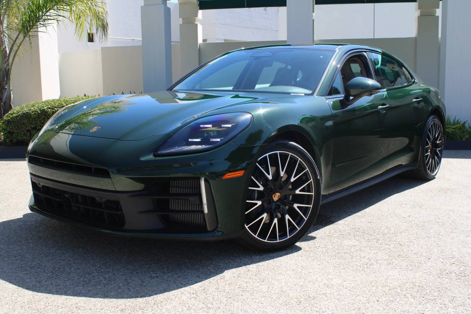 2026 Porsche Panamera