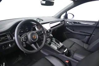 2026 Porsche Macan T - Photo 29