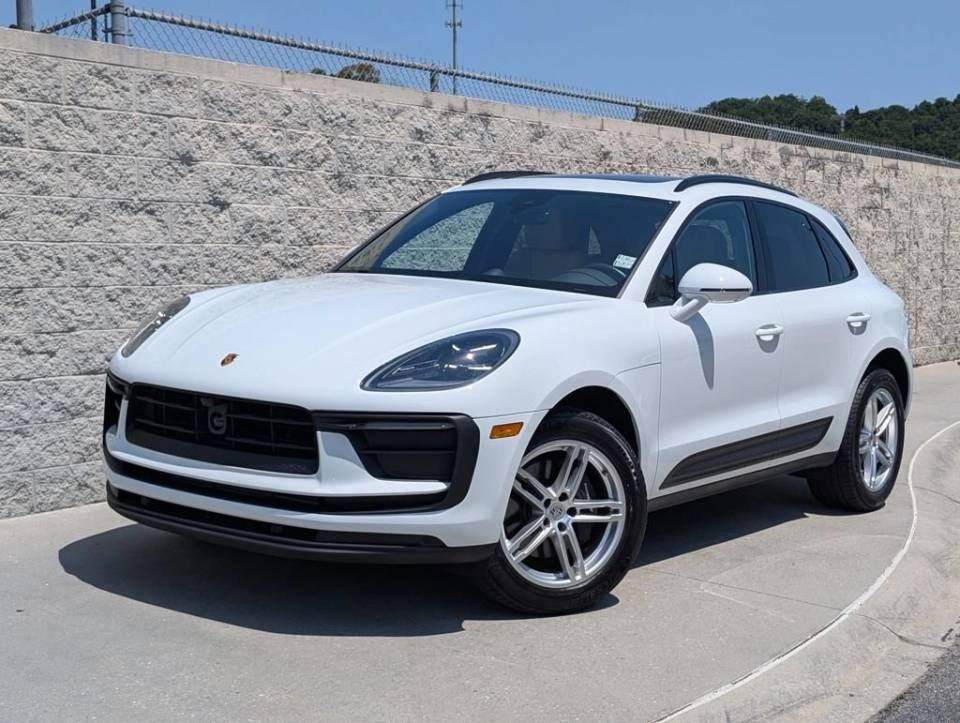 2026 Porsche Macan