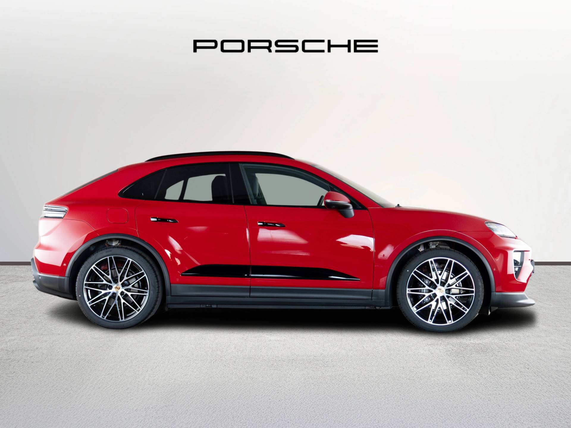Macan, photo 2 of 34