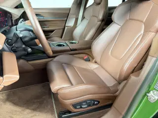 2023 Porsche Taycan 37
