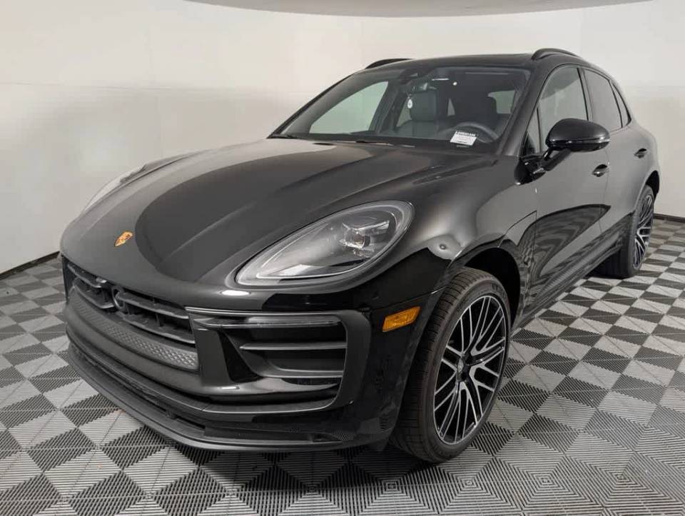 2026 Porsche Macan
