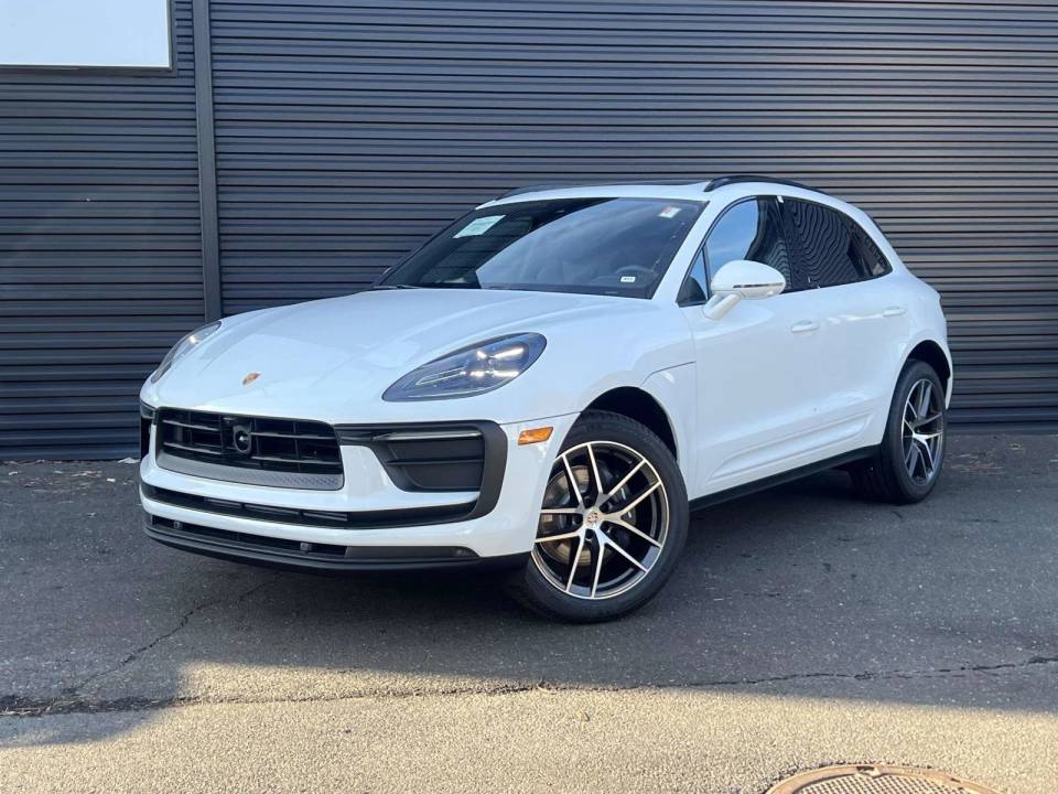 2026 Porsche Macan