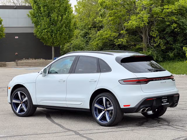 2026 Porsche Macan S - Photo 18